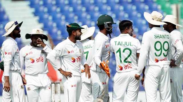 উইকেটের খোঁজে বাংলাদেশ