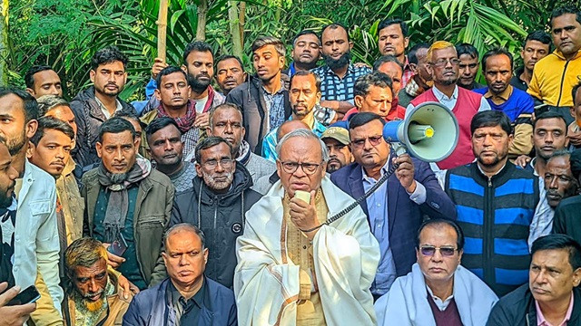পাচার করা অর্থের নথিপত্র নষ্ট করতেই সচিবালয়ে আগুন : রিজভী