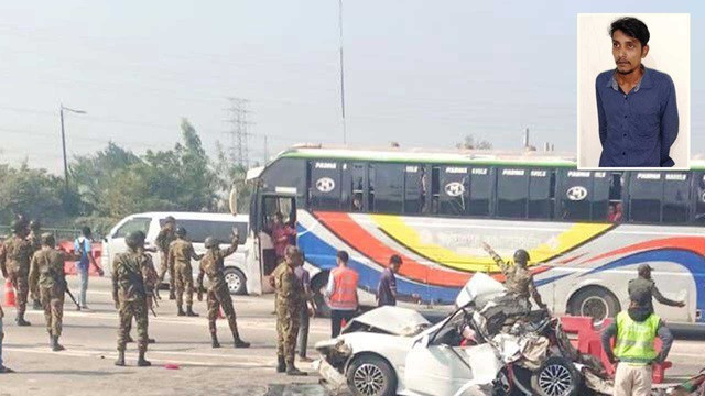 ধলেশ্বরী টোল প্লাজায় বাসচাপা : ঘাতক চালক গ্রেপ্তার