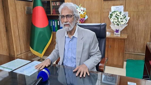 পর্যটন কেন্দ্র করে প্রকৃতি ধ্বংস করা যাবে না