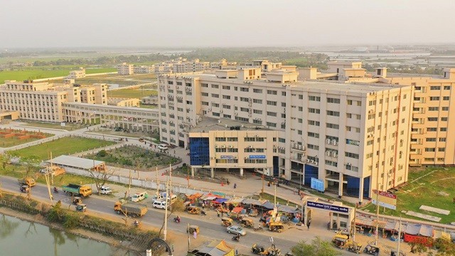 সাতক্ষীরা মেডিকেল : সংকটে ব্যাহত কিডনি চিকিৎসাসেবা