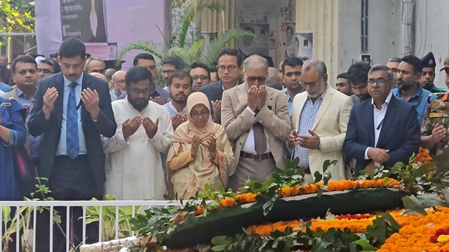 ‘মিলনের আত্মত্যাগ শিখিয়েছে স্বৈরাচার নিপাত যাবেই’