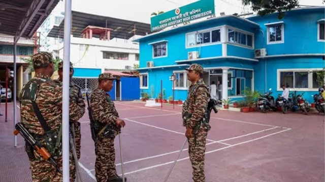 বাংলাদেশ দূতাবাসে হামলার ঘটনায় ৩ পুলিশ কর্মকর্তা বরখাস্ত, আটক ৭