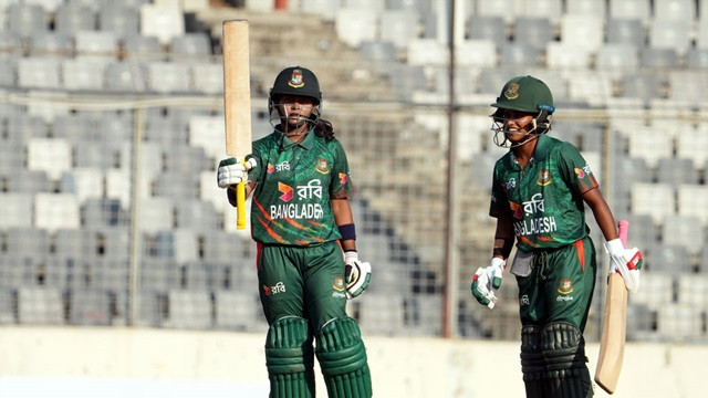 আয়ারল্যান্ডকে হোয়াইটওয়াশ করল বাংলাদেশ